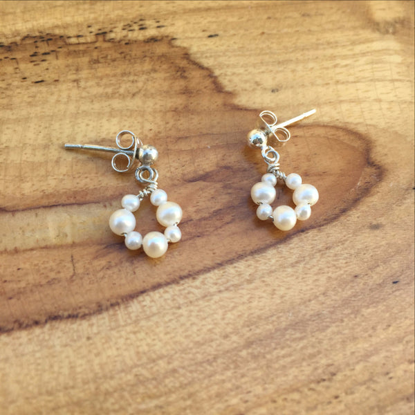 White Pearl Ohana Earrings E-2