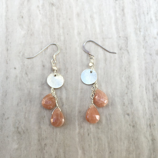 Sunstone Puffed Teardrop With Silver Circle Earrings E-17