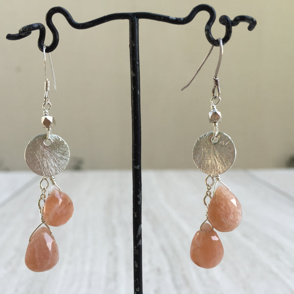 Sunstone Puffed Teardrop With Silver Circle Earrings E-17