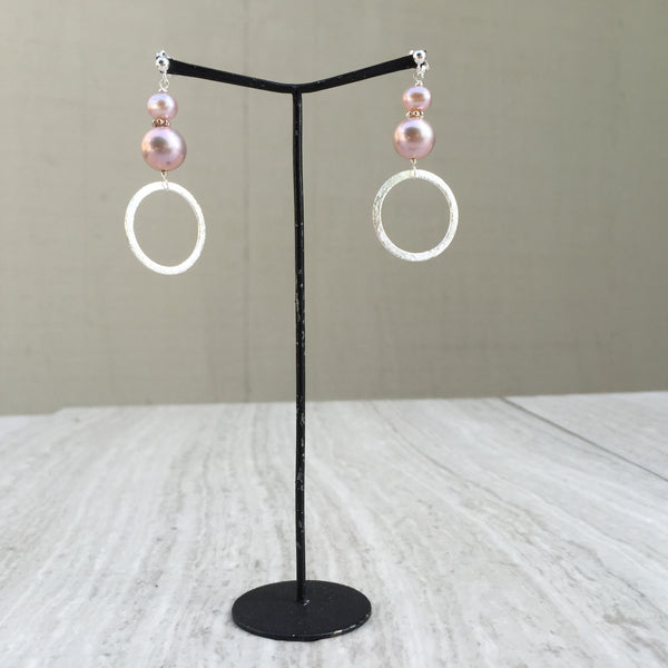 Round Pink Pearls with Silver Ring Dangle Earrings E-20